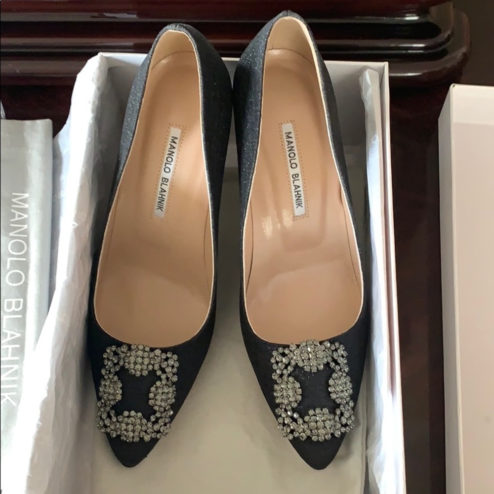 Glitter Pumps Manolo Hangisi, Satin, Black, 39EU